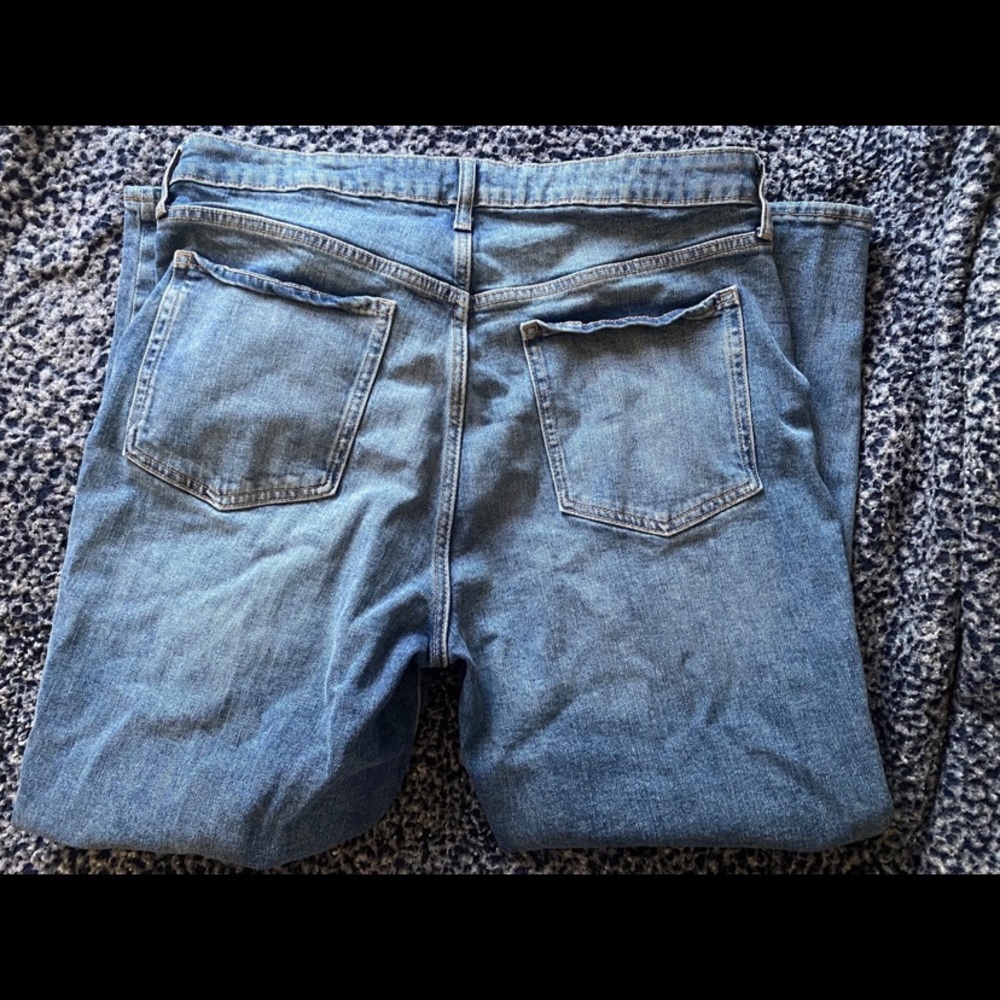 Jeans - Picture 2 of 3